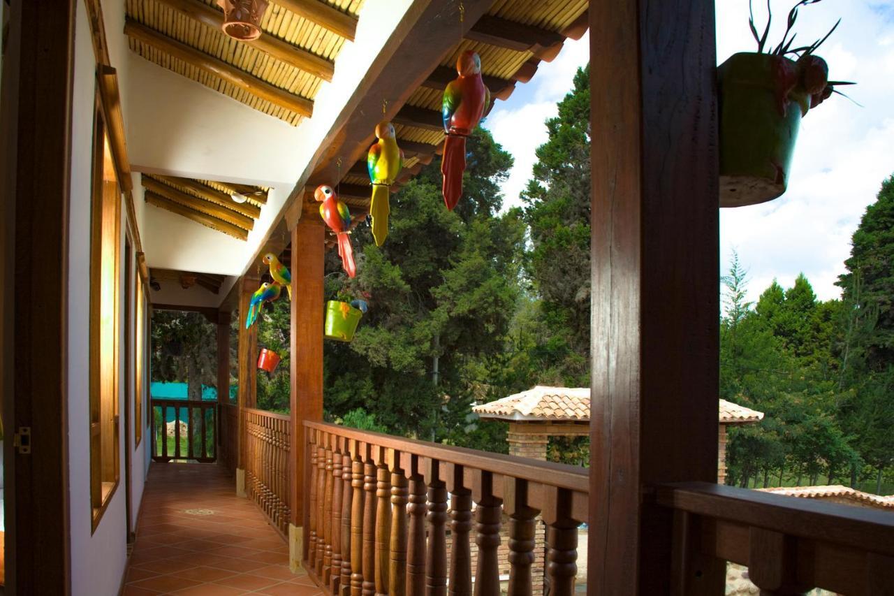 Hotel Villa Alegria Sáchica Extérieur photo
